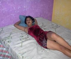 Experience hot girls virtually. Video call with sexy girls. One to one cam girl service in Noida