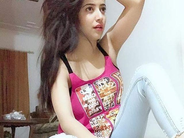 Top Webcam modelling in Bareilly. Starting Rs: 500/- in Bareilly 24X7 availability